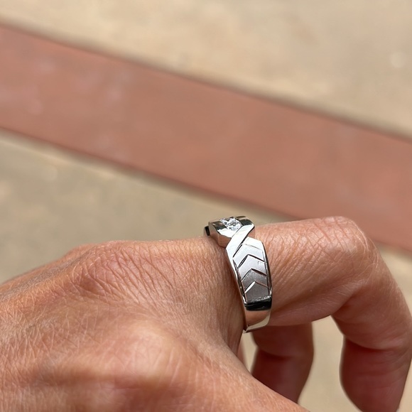 Sterling Silver Mens CZ Wedding Band Ring - Picture 9 of 12